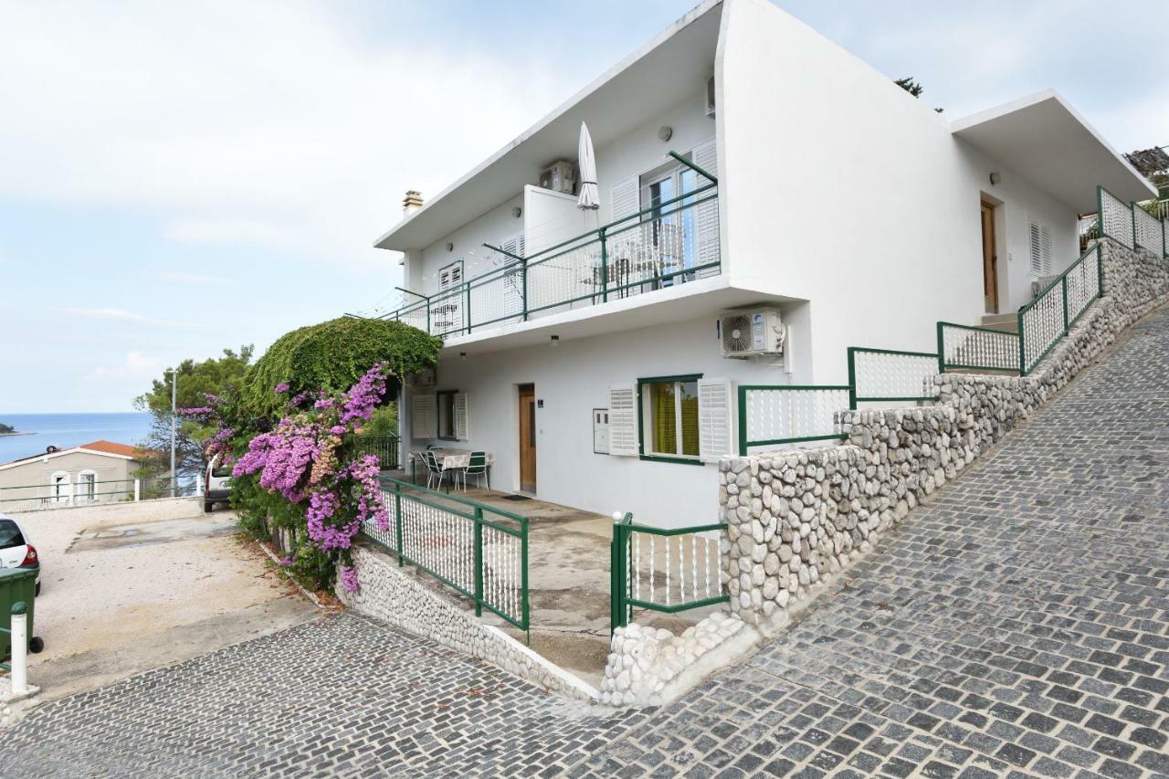 Apartment Dijo I Primošten Екстериор снимка