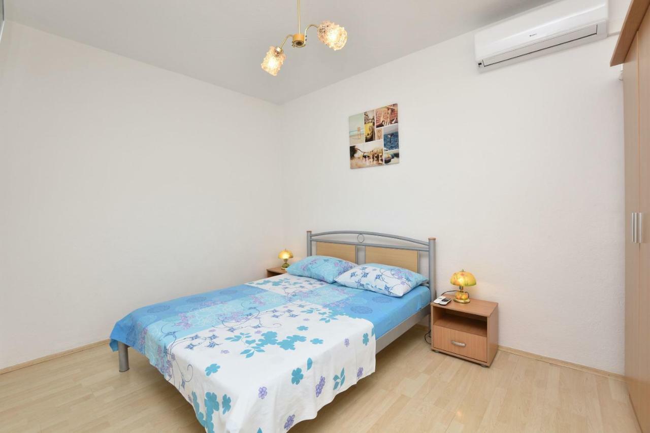 Apartment Dijo I Primošten Екстериор снимка