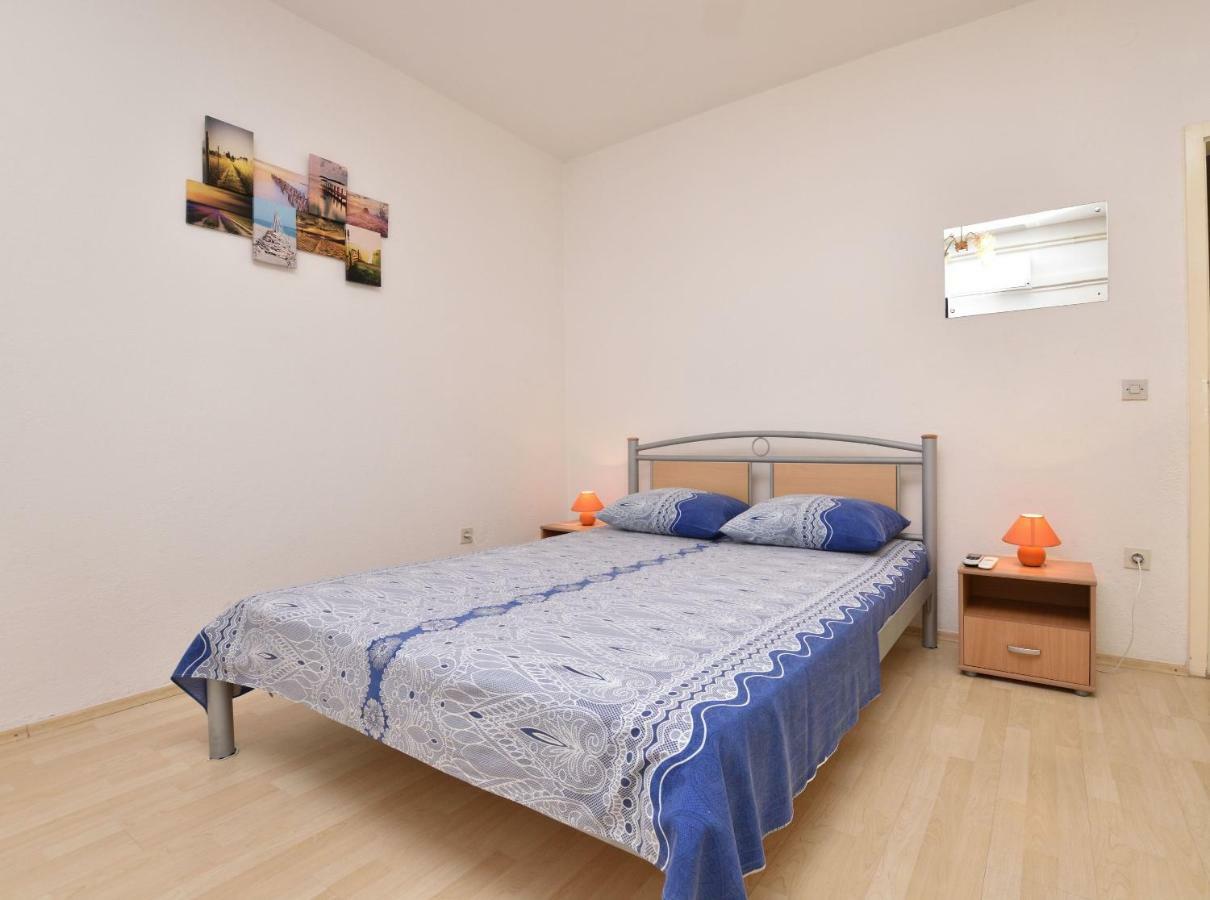 Apartment Dijo I Primošten Екстериор снимка