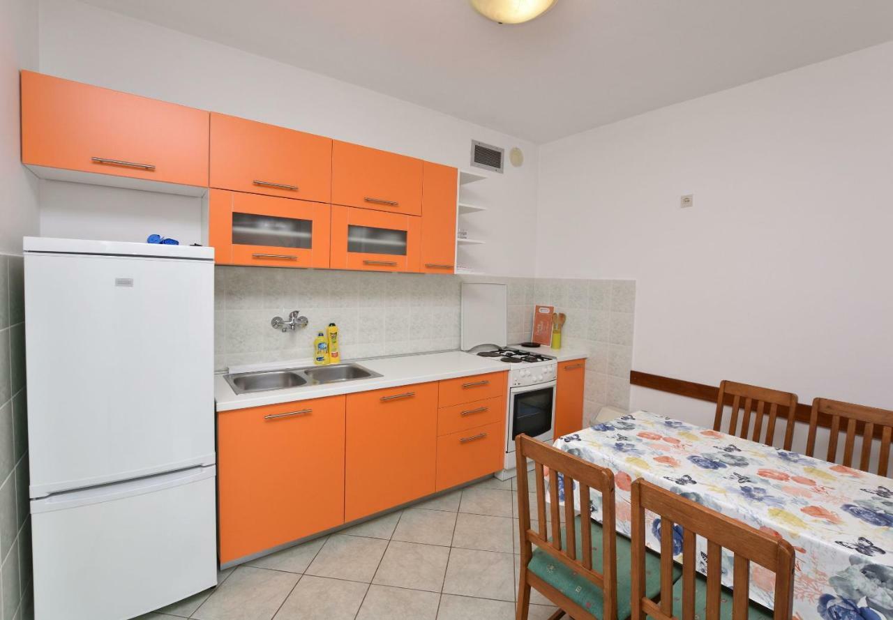 Apartment Dijo I Primošten Екстериор снимка