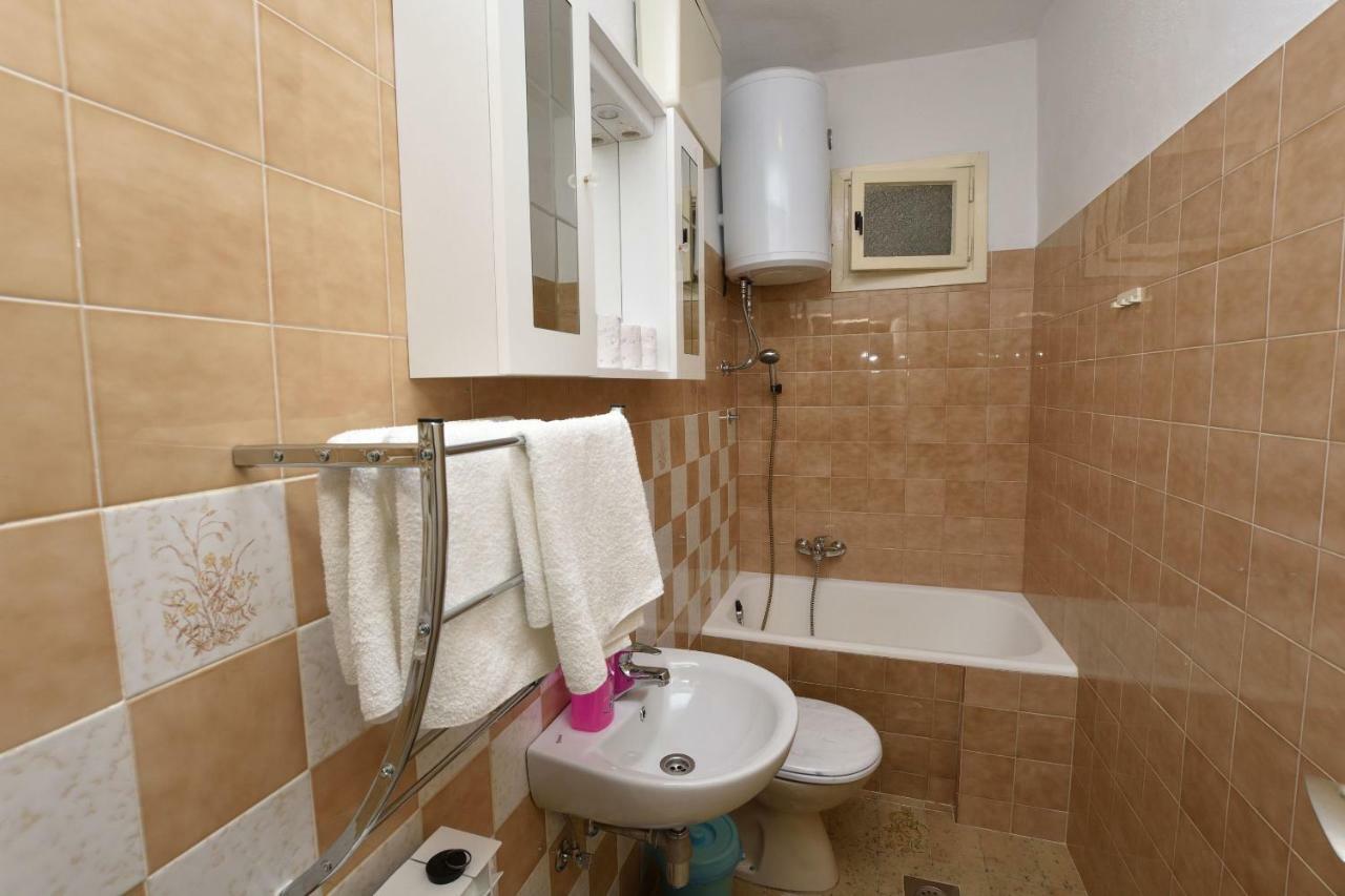 Apartment Dijo I Primošten Екстериор снимка